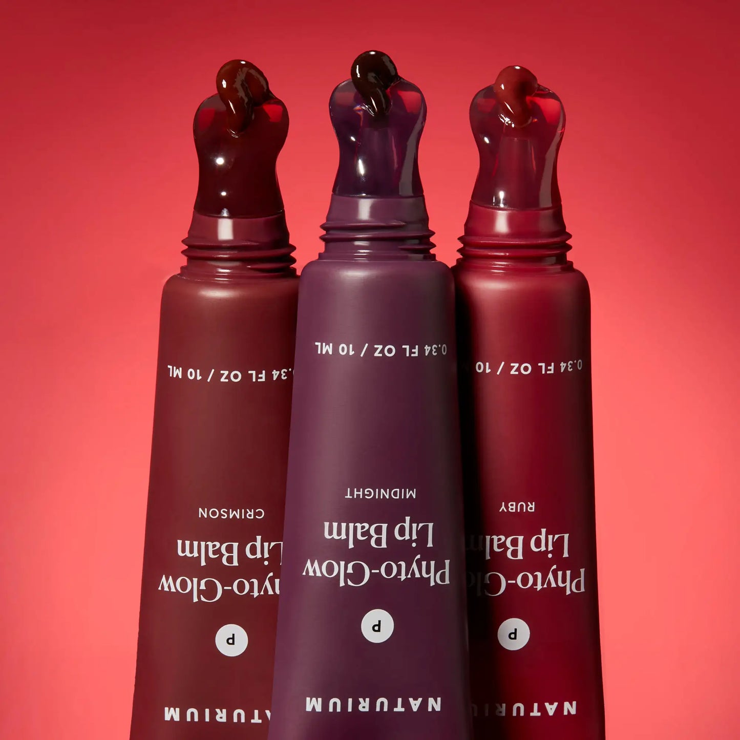 phyto-glow-lip-balm-crimson-u6 phytoglow-moody_6357-crop_1_e73a7054-8061-4f72-8a58-c0111f6fcffa.webp